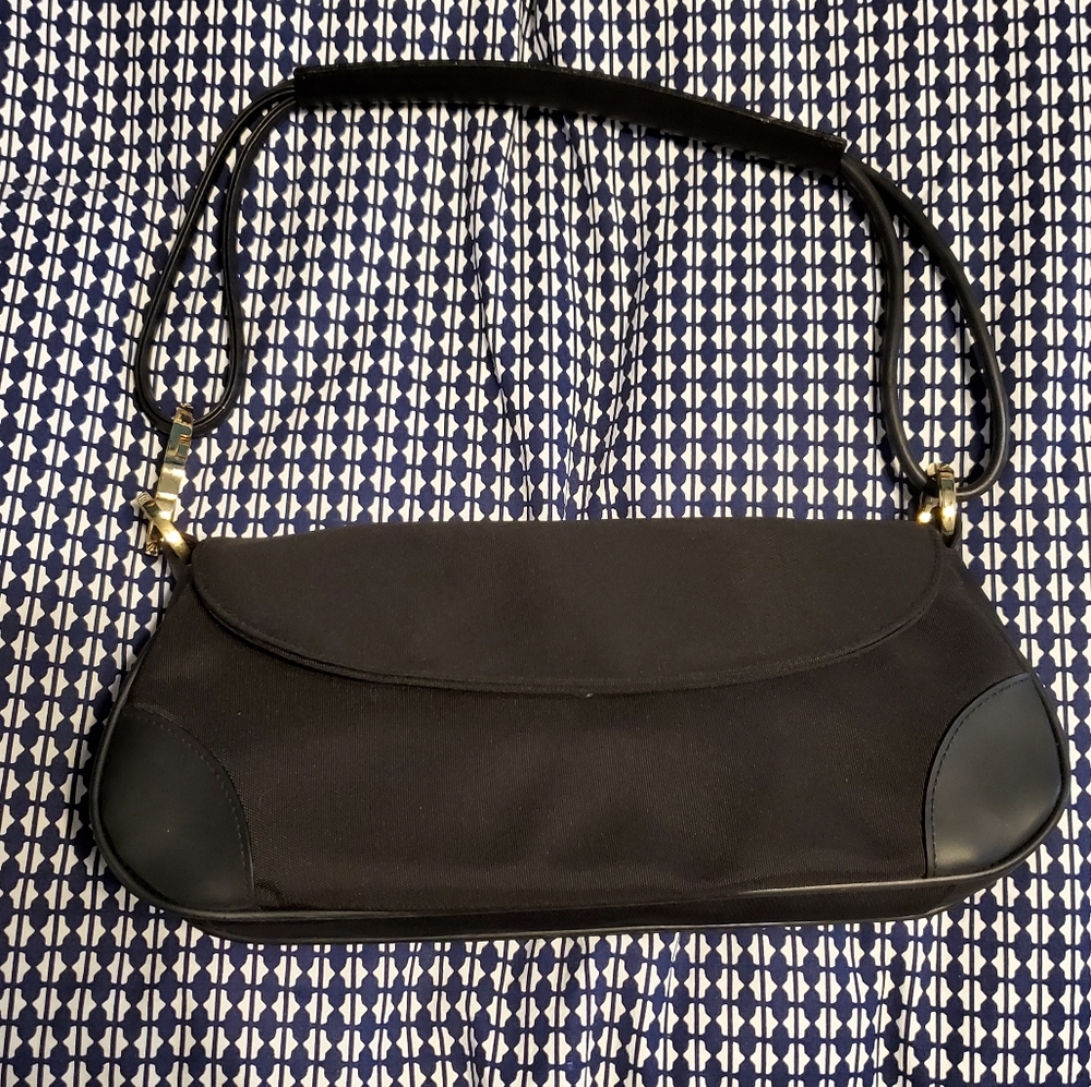 Mondani Small Shoulder Bag